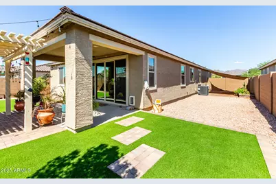 24189 W Gibson Lane, Buckeye, AZ 85326 - Photo 33
