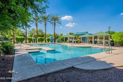 7740 W Pipestone Place, Phoenix, AZ 85035 - Photo 39