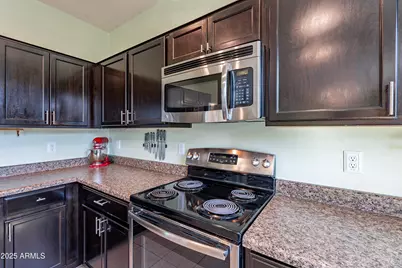 7740 W Pipestone Place, Phoenix, AZ 85035 - Photo 9