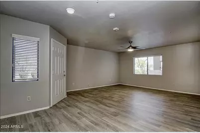 36 E Vaughn Avenue, Gilbert, AZ 85234 - Photo 5