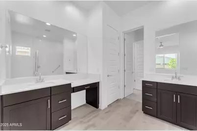 24711 N 174th Lane, Surprise, AZ 85387 - Photo 39