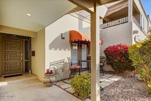 2631 E Beekman Pl, Phoenix, AZ 85016 - Photo 7