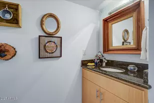 2631 E Beekman Pl, Phoenix, AZ 85016 - Photo 23