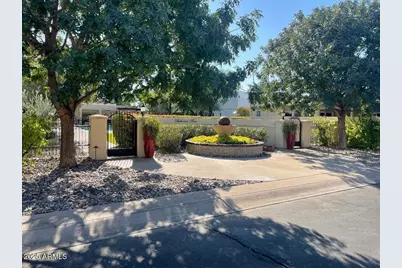 2631 E Beekman Place, Phoenix, AZ 85016 - Photo 3