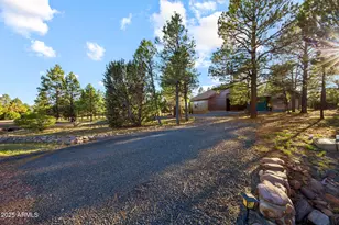 2758 Jaguar Cir, Overgaard, AZ 85933 - Photo 37