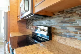 10409 E Silvertree Dr, Sun Lakes, AZ 85248 - Photo 17