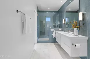 5501 E San Miguel Ave, Paradise Valley, AZ 85253 - Photo 49