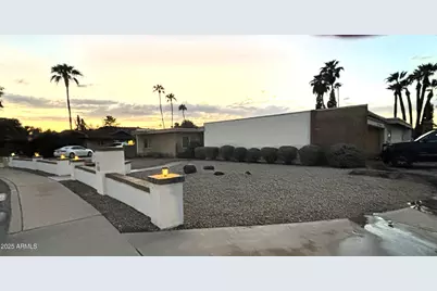 14210 N Canterbury Drive, Phoenix, AZ 85023 - Photo 1