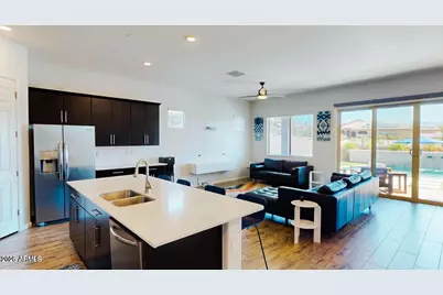 14667 S 185th Avenue, Goodyear, AZ 85338 - Photo 9