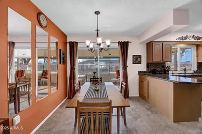 10019 W Shasta Drive, Sun City, AZ 85351 - Photo 9