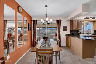 10019 W Shasta Dr, Sun City, AZ 85351 - Photo 9