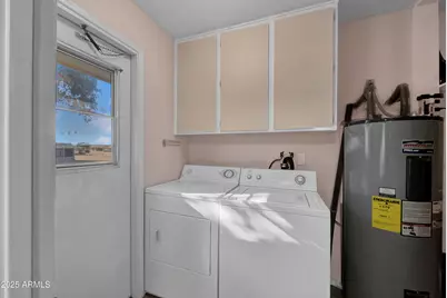 10019 W Shasta Drive, Sun City, AZ 85351 - Photo 15