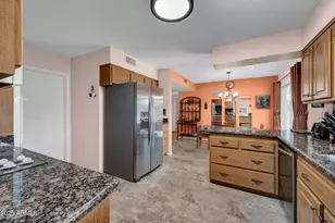 10019 W Shasta Dr, Sun City, AZ 85351 - Photo 7