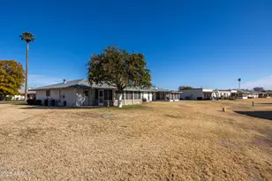 10019 W Shasta Dr, Sun City, AZ 85351 - Photo 21