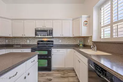 18083 W Douglas Way, Surprise, AZ 85374 - Photo 15