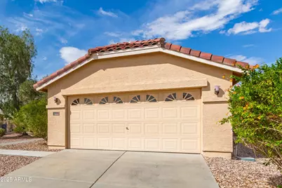23194 W Moonlight Path, Buckeye, AZ 85326 - Photo 7