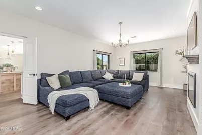 5621 E Voltaire Avenue, Scottsdale, AZ 85254 - Photo 15