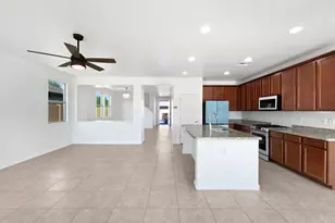 21610 N Bradford Dr, Maricopa, AZ 85138 - Photo 3