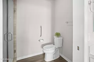 17850 N 68th St, Phoenix, AZ 85054 - Photo 11