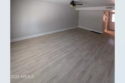7126 N 19th Avenue #140, Phoenix, AZ 85021 - Photo 5