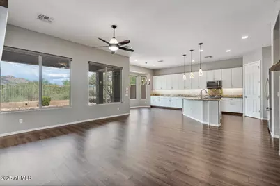 5822 E Bramble Berry Lane, Cave Creek, AZ 85331 - Photo 9