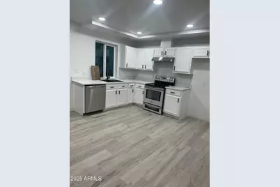 6239 W Carol Ann Way, Glendale, AZ 85306 - Photo 3