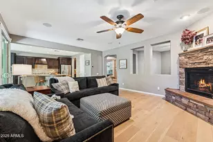 3751 E Matthew Dr, Phoenix, AZ 85050 - Photo 7