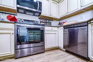 3723 W Memorial Dr, Phoenix, AZ 85086 - Photo 9