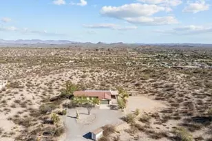 685 N Horseshoe Trail, Wickenburg, AZ 85390 - Photo 15