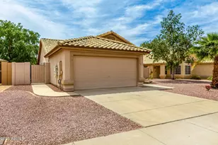 7415 W Crest Ln, Glendale, AZ 85310 - Photo 3