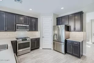 31945 N 123rd Ln, Peoria, AZ 85383 - Photo 11