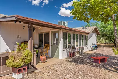 10507 W Buena Vista Drive, Arizona City, AZ 85123 - Photo 13