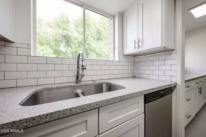 10326 W Encanto Boulevard, Avondale, AZ 85392 - Photo 9