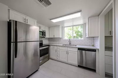 10326 W Encanto Boulevard, Avondale, AZ 85392 - Photo 7