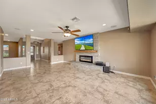 19835 N 100th Dr, Sun City, AZ 85373 - Photo 9