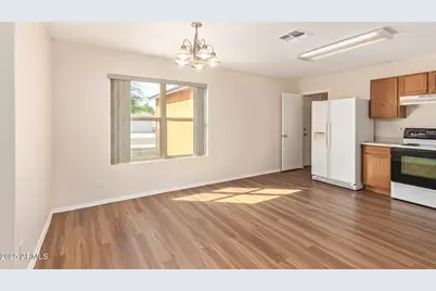 11602 W Bloomfield Road, El Mirage, AZ 85335 - Photo 9