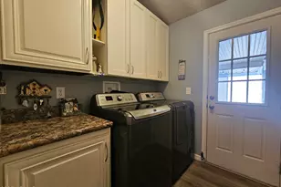 650 N Hawes Rd, Mesa, AZ 85207 - Photo 17