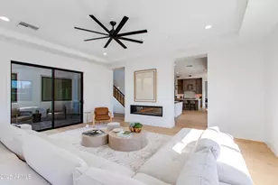 8509 E Malcomb Dr, Scottsdale, AZ 85250 - Photo 13