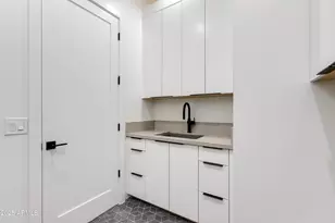 8509 E Malcomb Dr, Scottsdale, AZ 85250 - Photo 37