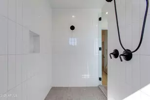 8509 E Malcomb Dr, Scottsdale, AZ 85250 - Photo 31