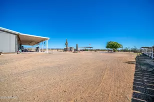 21024 W Montgomery Rd, Wittmann, AZ 85361 - Photo 31