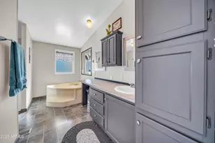 21024 W Montgomery Rd, Wittmann, AZ 85361 - Photo 23