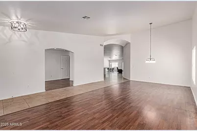 8479 W Berridge Lane, Glendale, AZ 85305 - Photo 9