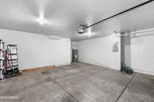 2553 W Cripple Creek Dr, Flagstaff, AZ 86001 - Photo 9