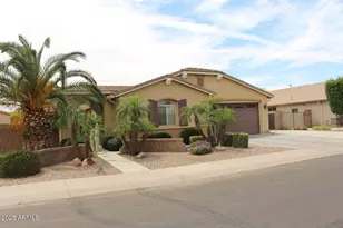 2585 E Carob Dr, Gilbert, AZ 85298 - Photo 47