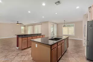 2585 E Carob Dr, Gilbert, AZ 85298 - Photo 19