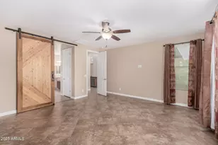 2585 E Carob Dr, Gilbert, AZ 85298 - Photo 27