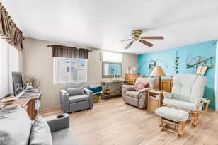 611 S Ironstone Dr, Apache Junction, AZ 85119 - Photo 1