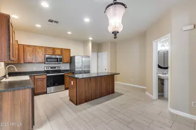 9 N 87th Lane N, Tolleson, AZ 85353 - Photo 3