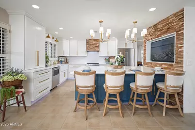 18823 N 97th Lane, Peoria, AZ 85382 - Photo 11